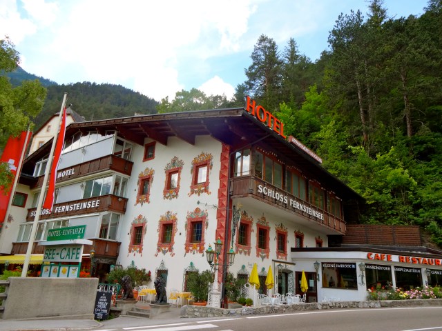 You could stop here for a bite to eat...but we didn't.